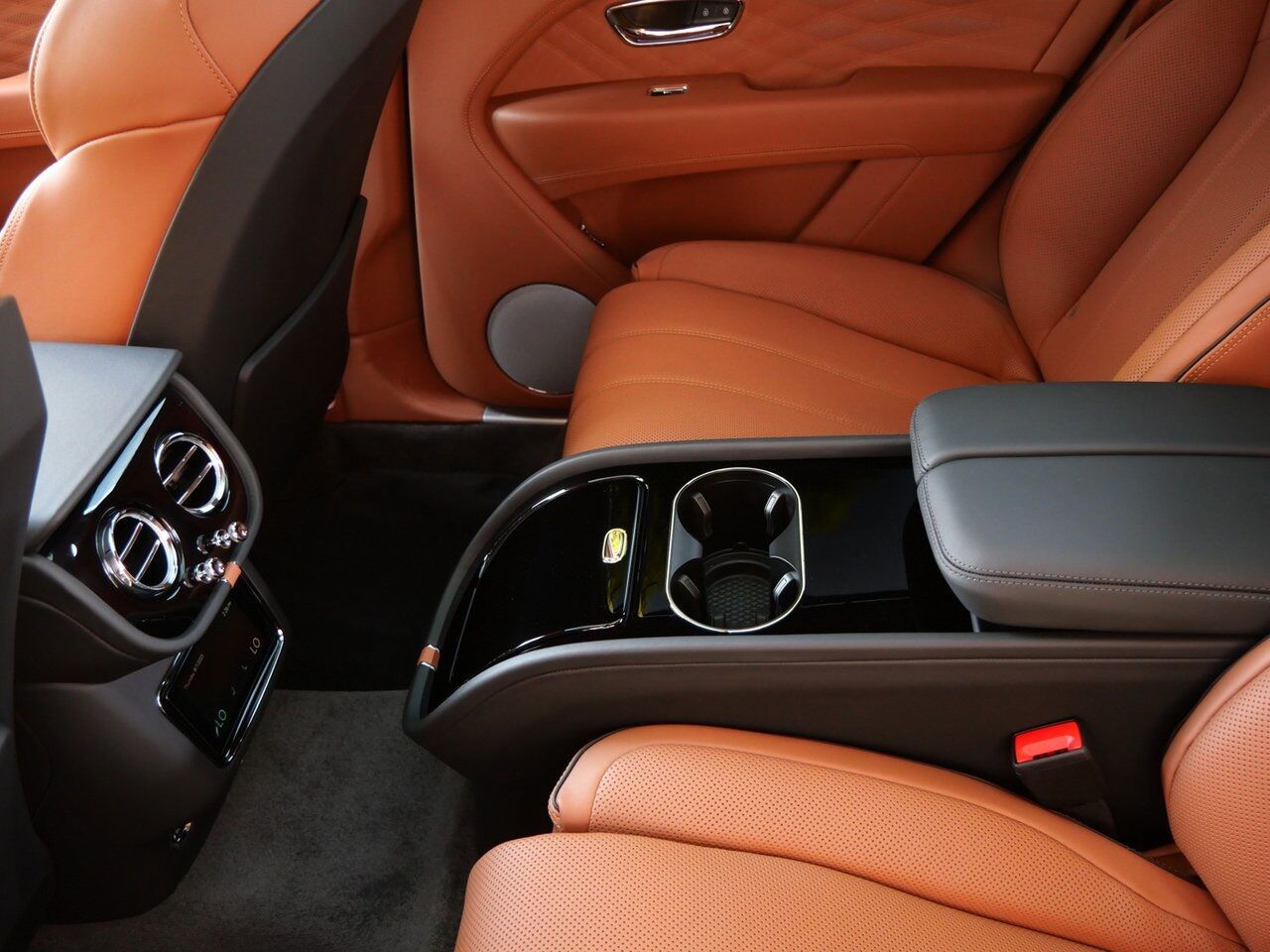 2025 Bentley Bentayga Atelier Edition V8 Lawrence KS