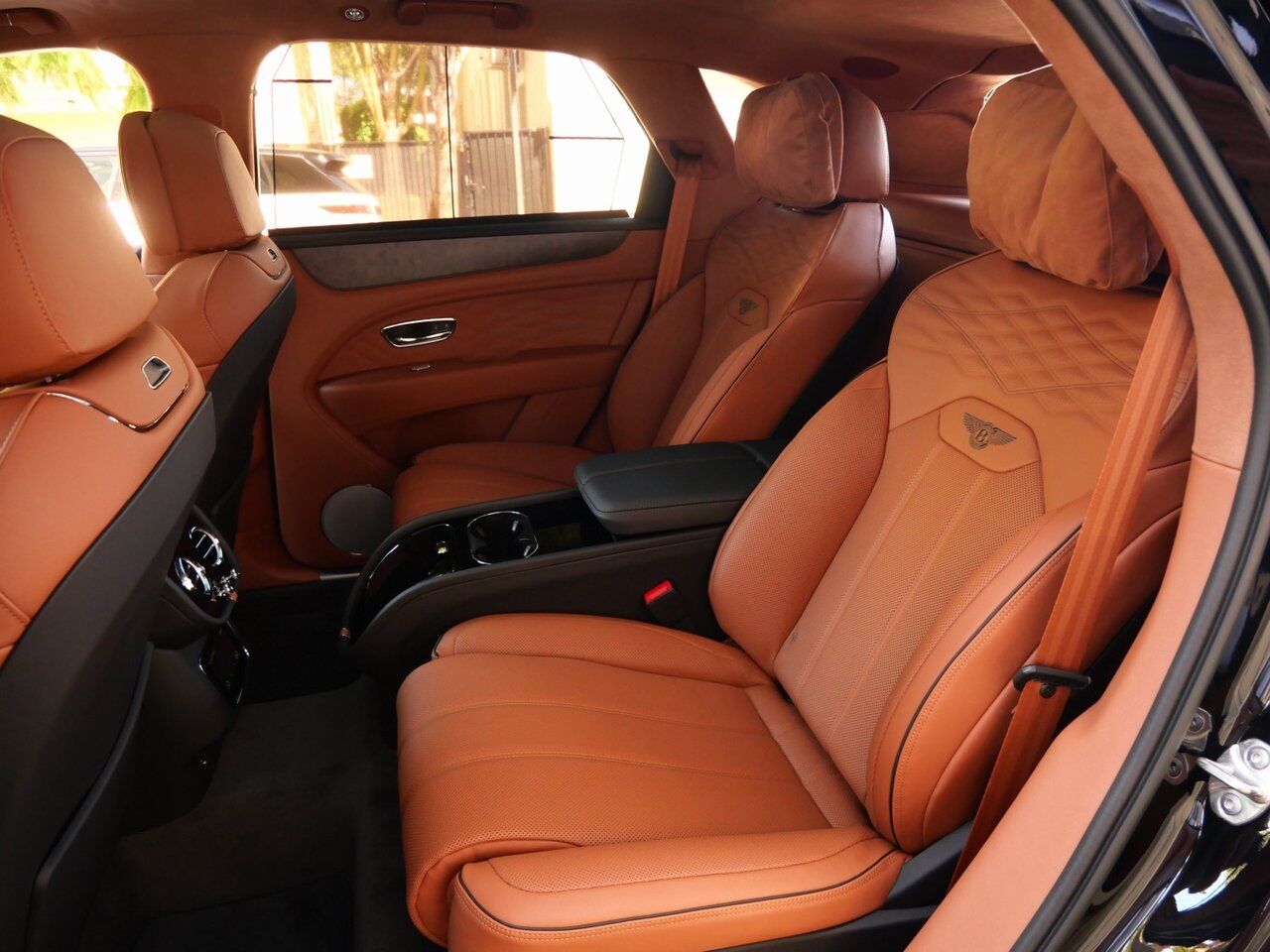 2025 Bentley Bentayga Atelier Edition V8 Lawrence KS