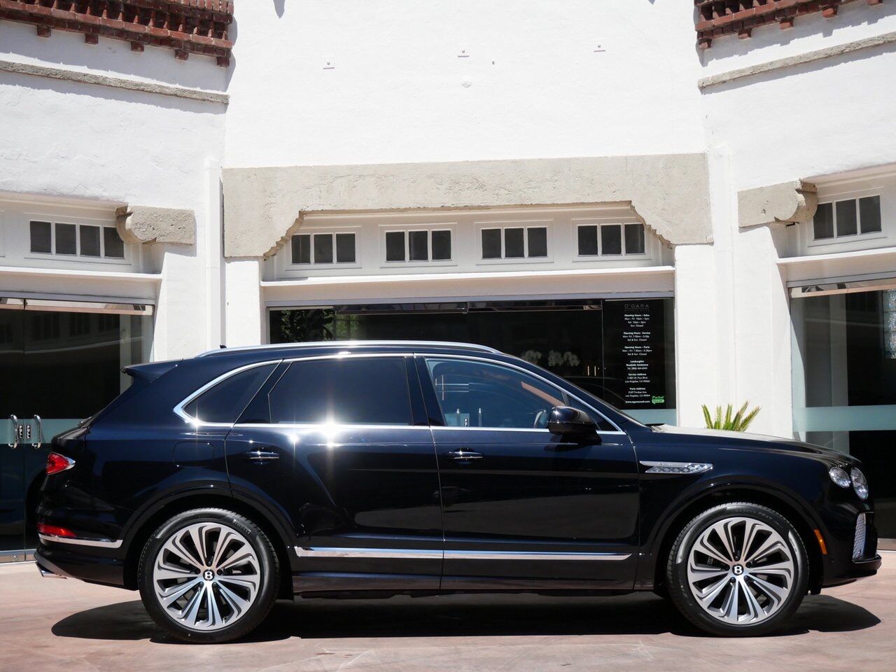 2025 Bentley Bentayga Atelier Edition V8 Lawrence KS