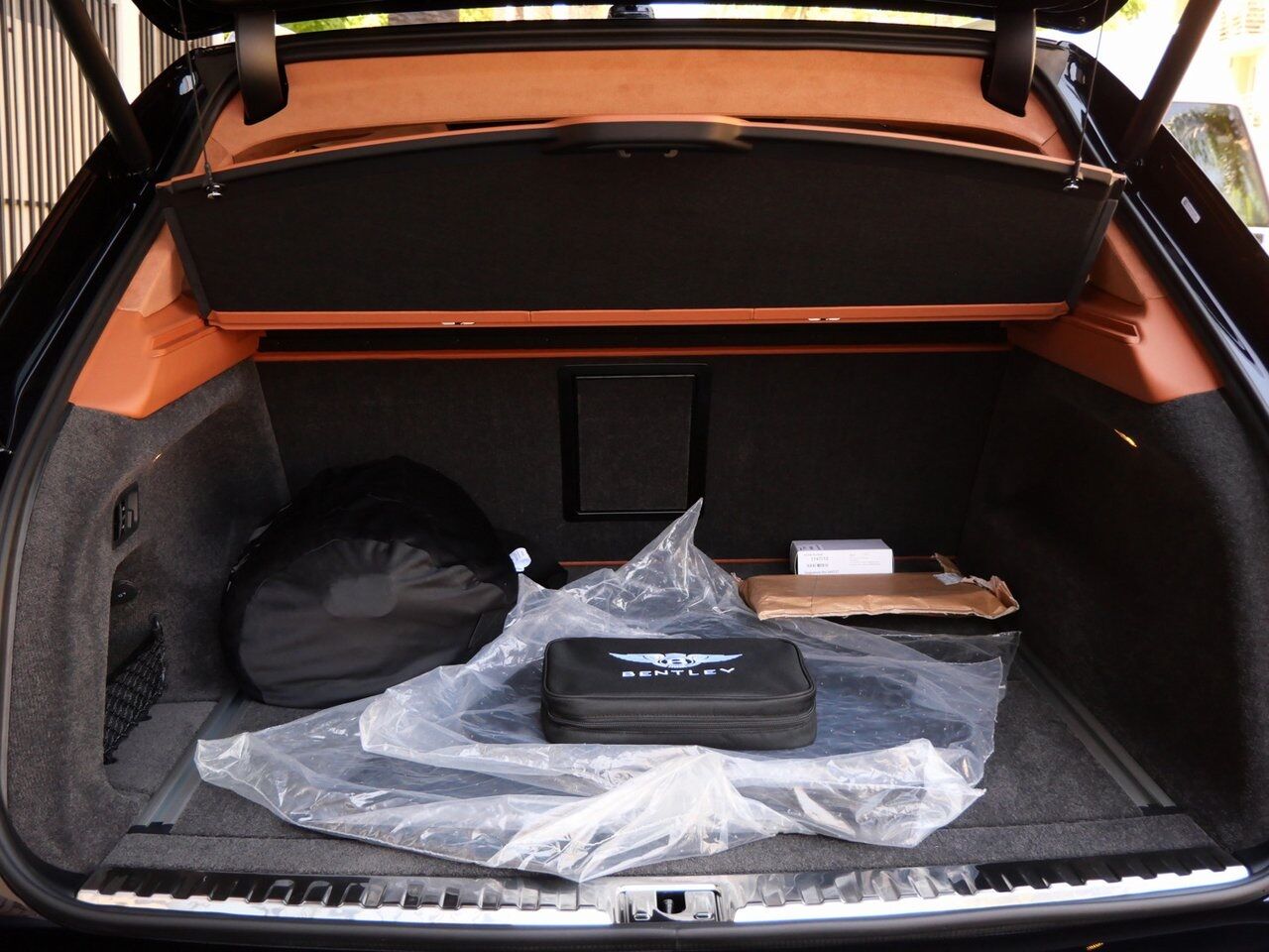 2025 Bentley Bentayga Atelier Edition V8 Lawrence KS