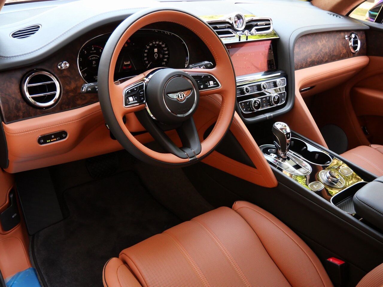 2025 Bentley Bentayga Atelier Edition V8 Lawrence KS