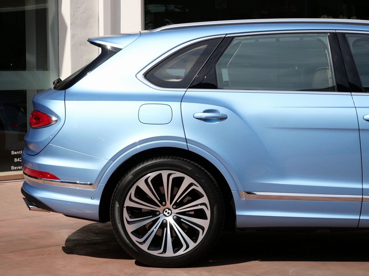 2025 Bentley Bentayga Azure Lawrence KS