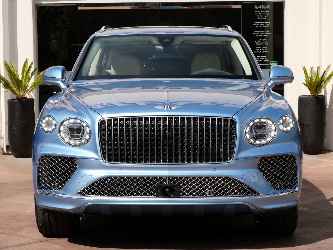 2025 Bentley Bentayga Azure Lawrence KS