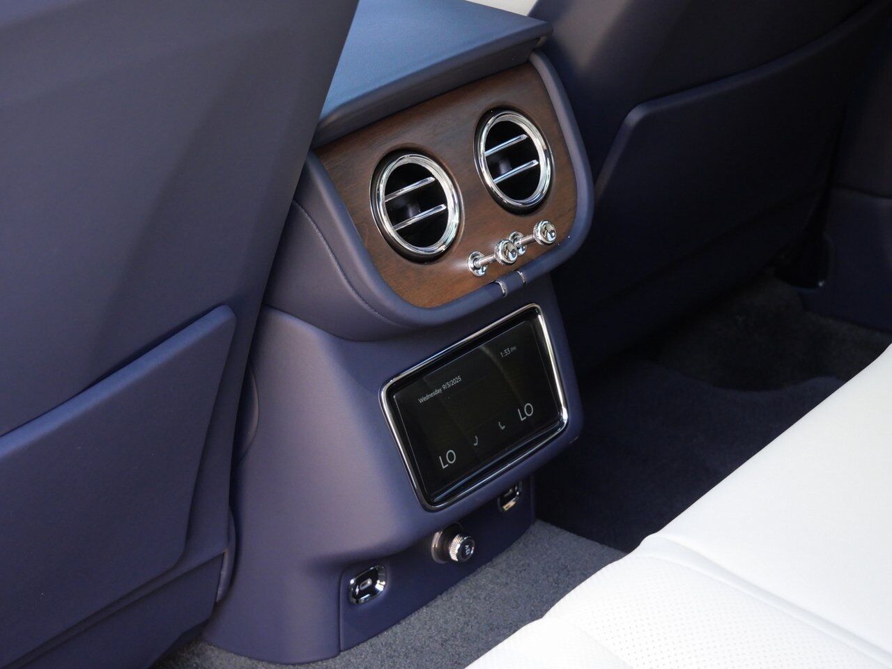 2025 Bentley Bentayga Azure Lawrence KS