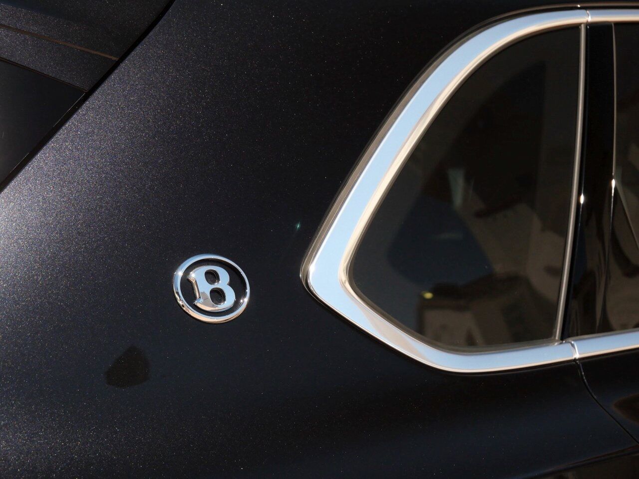 2025 Bentley Bentayga EWB Lawrence KS