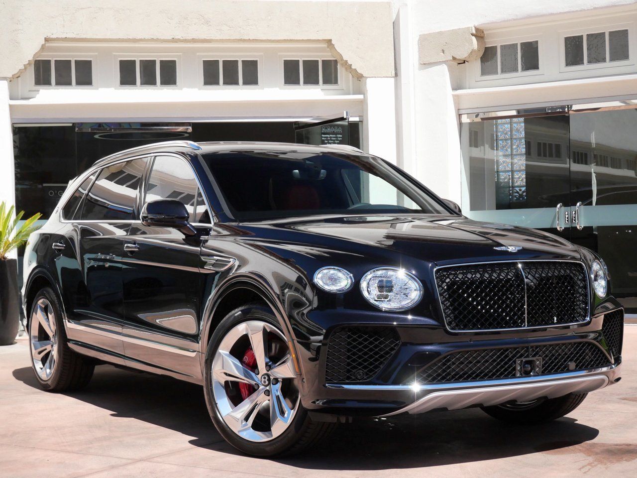2025 Bentley Bentayga EWB