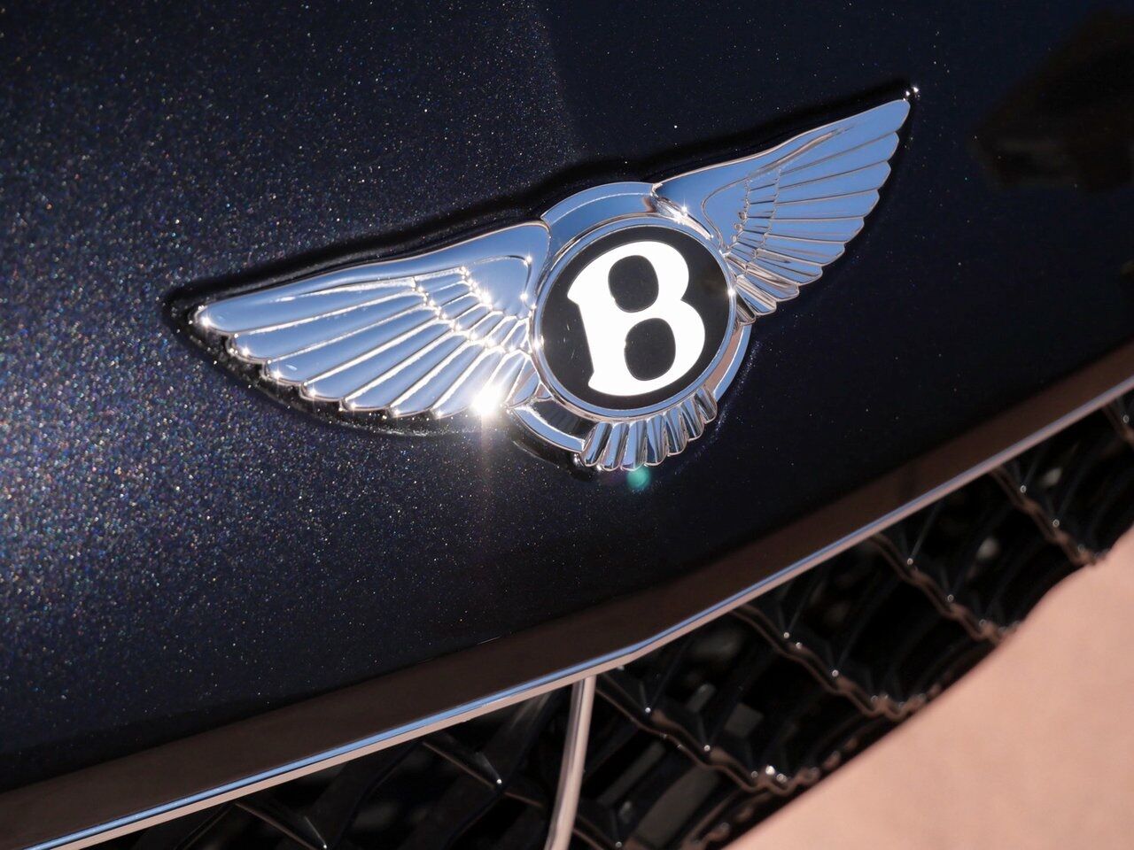 2025 Bentley Bentayga EWB Lawrence KS