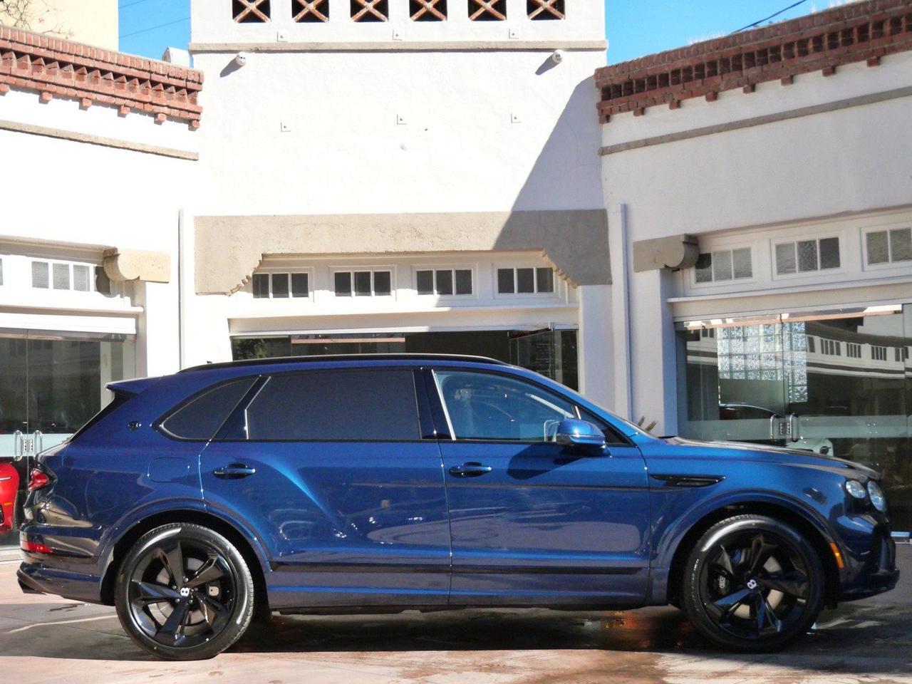 2025 Bentley Bentayga EWB Lawrence KS