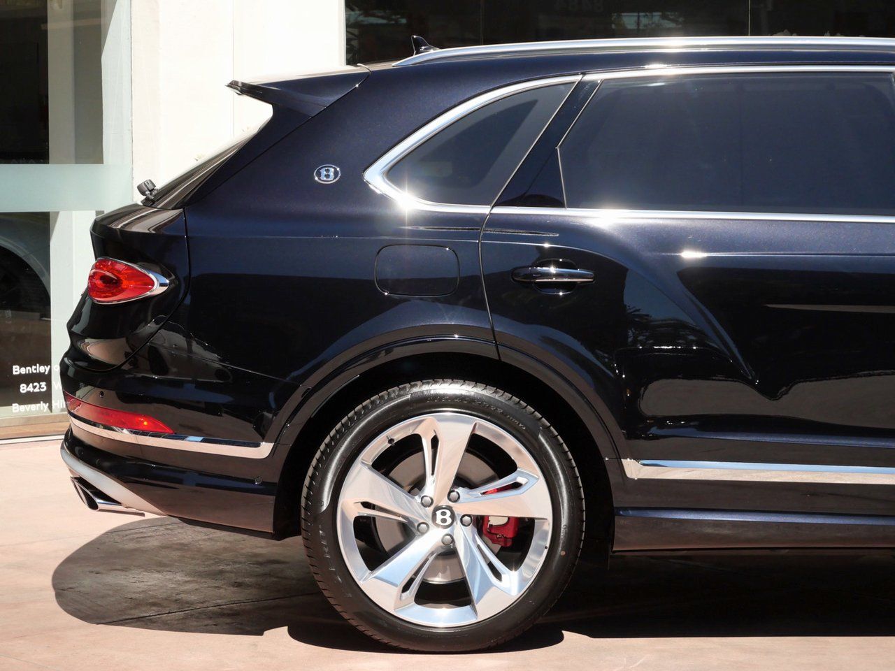 2025 Bentley Bentayga EWB Lawrence KS