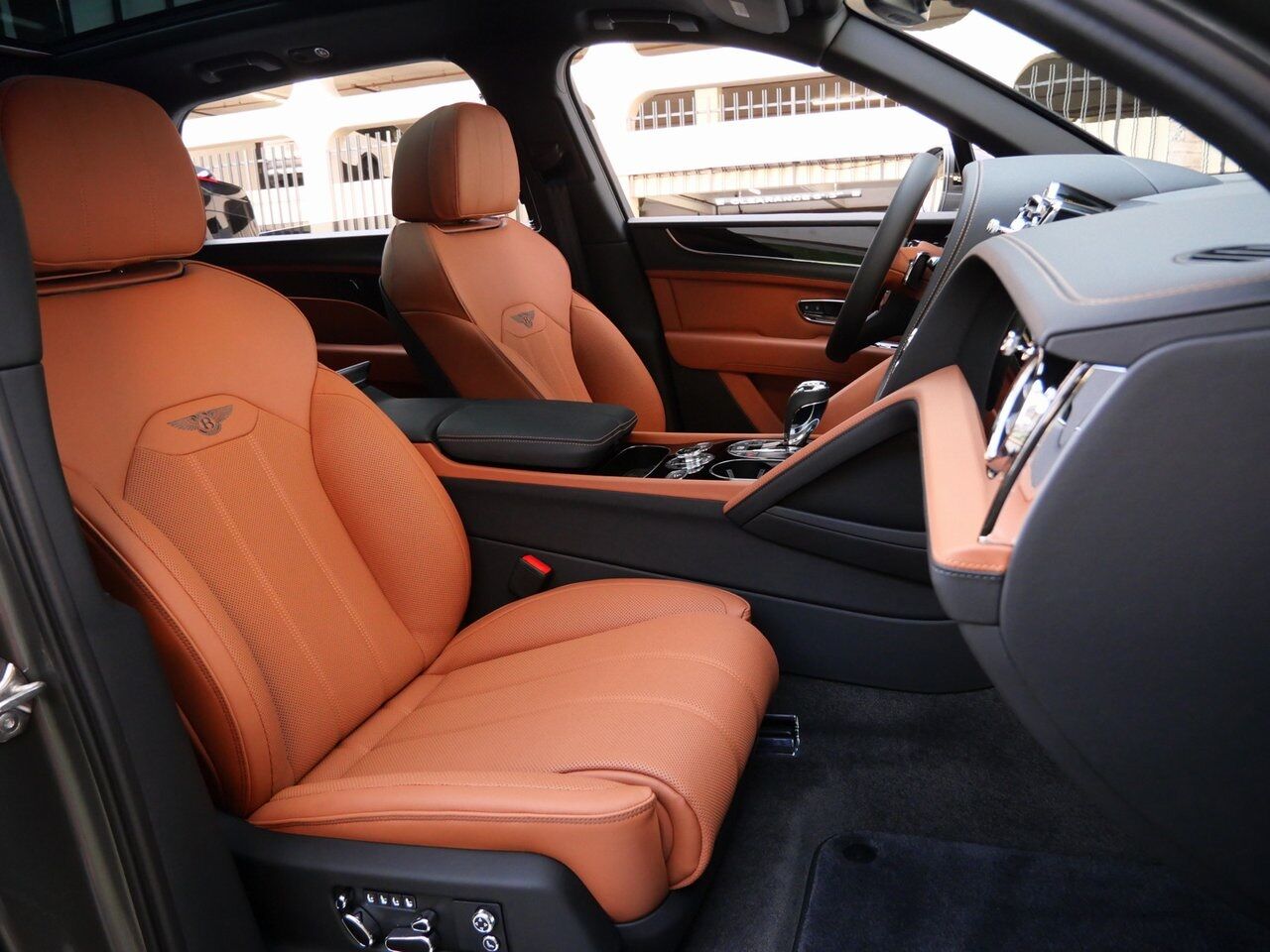 2025 Bentley Bentayga EWB Lawrence KS