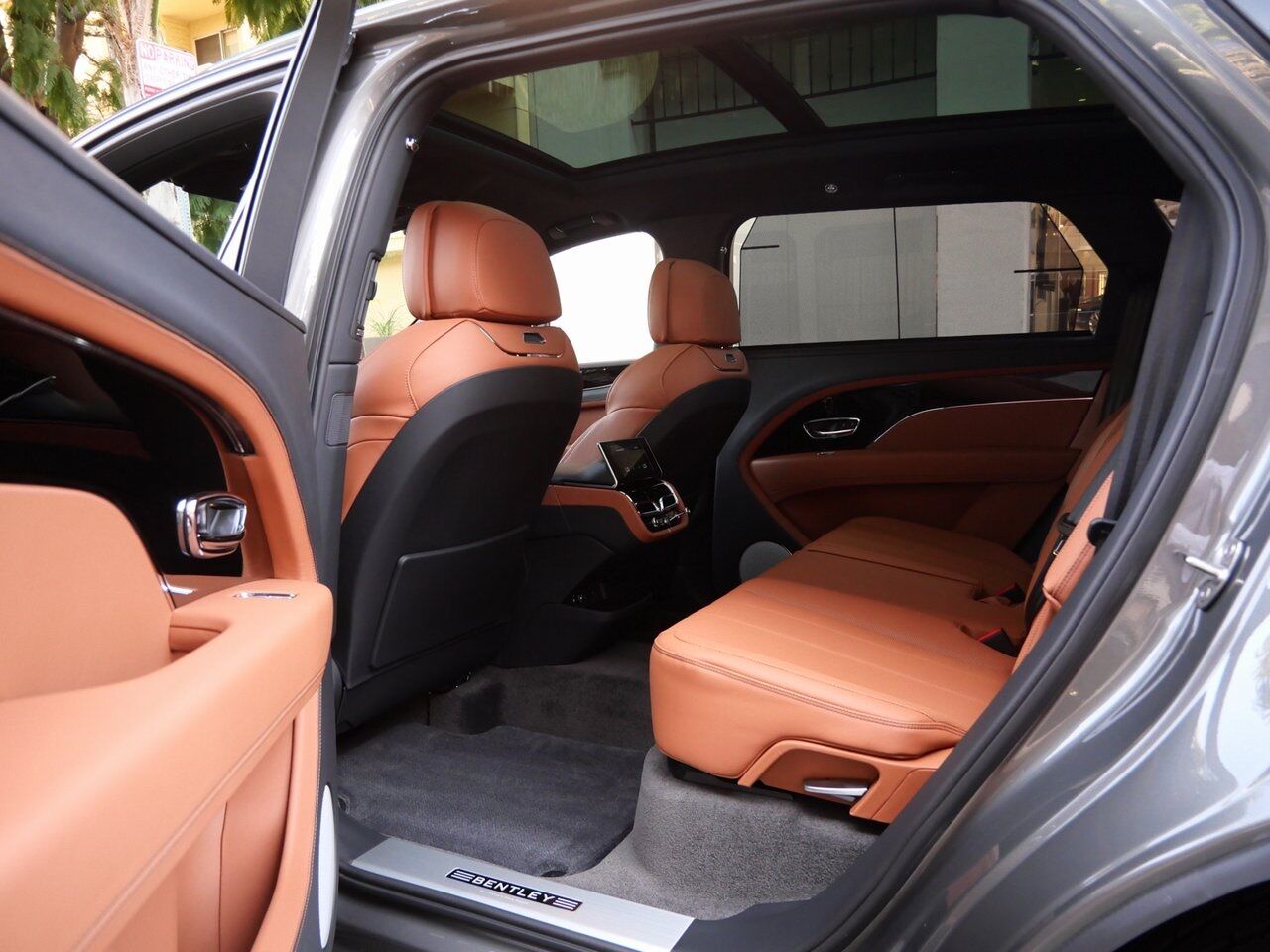 2025 Bentley Bentayga EWB Lawrence KS