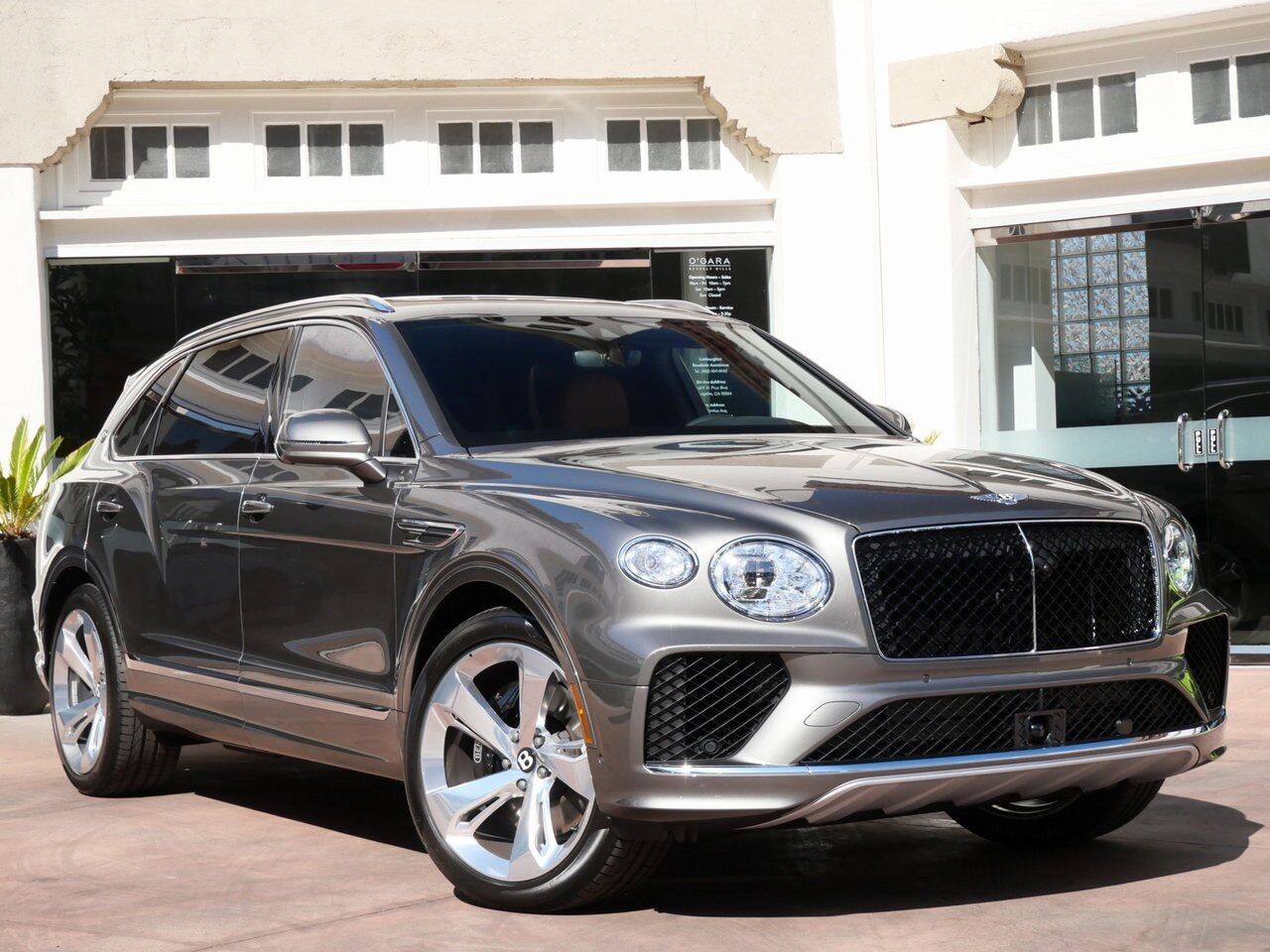 2025 Bentley Bentayga EWB Lawrence KS