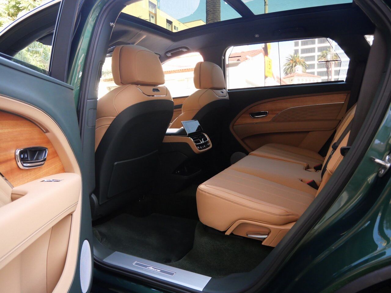 2025 Bentley Bentayga EWB Azure Lawrence KS