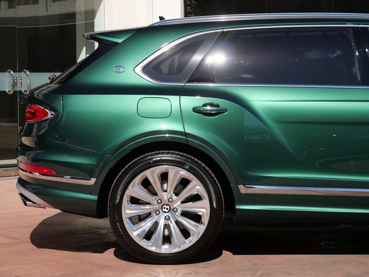 2025 Bentley Bentayga EWB Azure Lawrence KS