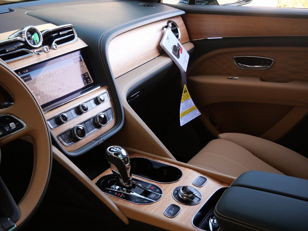 2025 Bentley Bentayga EWB Azure Lawrence KS