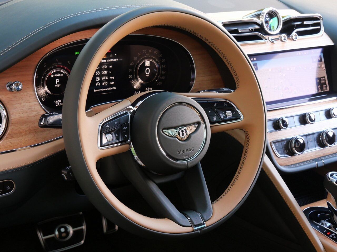 2025 Bentley Bentayga EWB Azure Lawrence KS