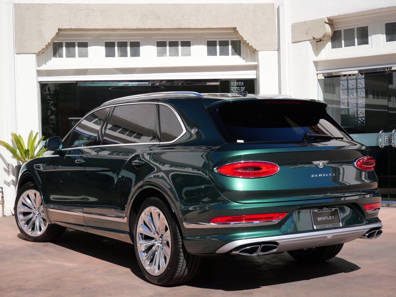 2025 Bentley Bentayga EWB Azure