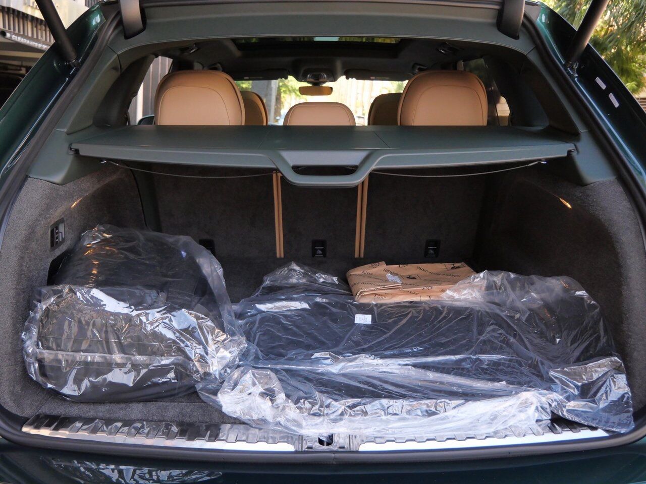 2025 Bentley Bentayga EWB Azure Lawrence KS