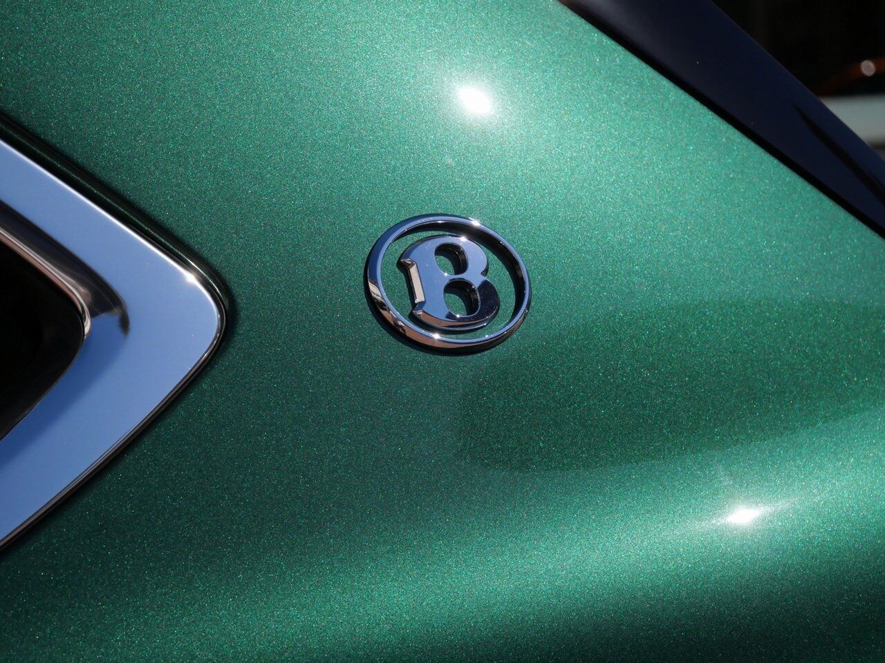 2025 Bentley Bentayga EWB Azure Lawrence KS