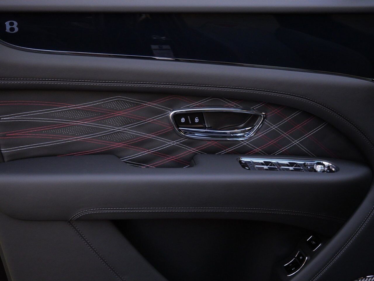 2025 Bentley Bentayga EWB Mulliner Lawrence KS