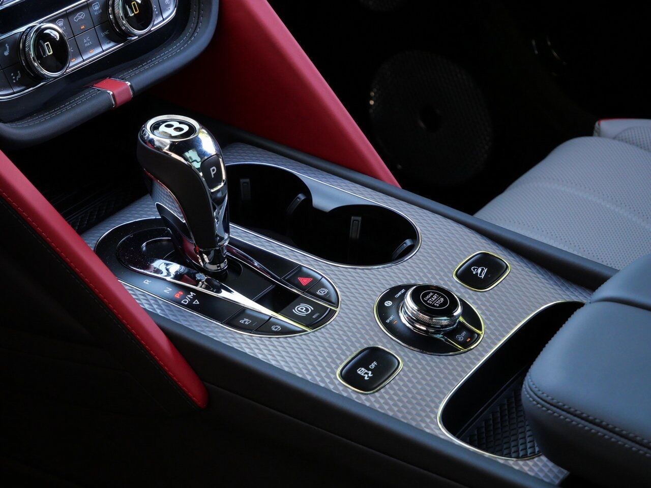 2025 Bentley Bentayga EWB Mulliner Lawrence KS