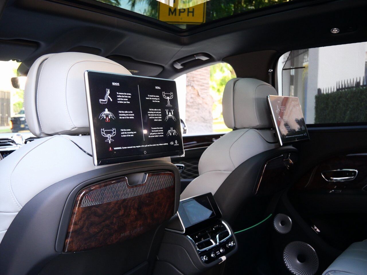 2025 Bentley Bentayga EWB Mulliner Lawrence KS