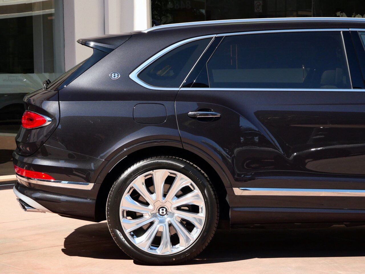 2025 Bentley Bentayga EWB Mulliner Lawrence KS