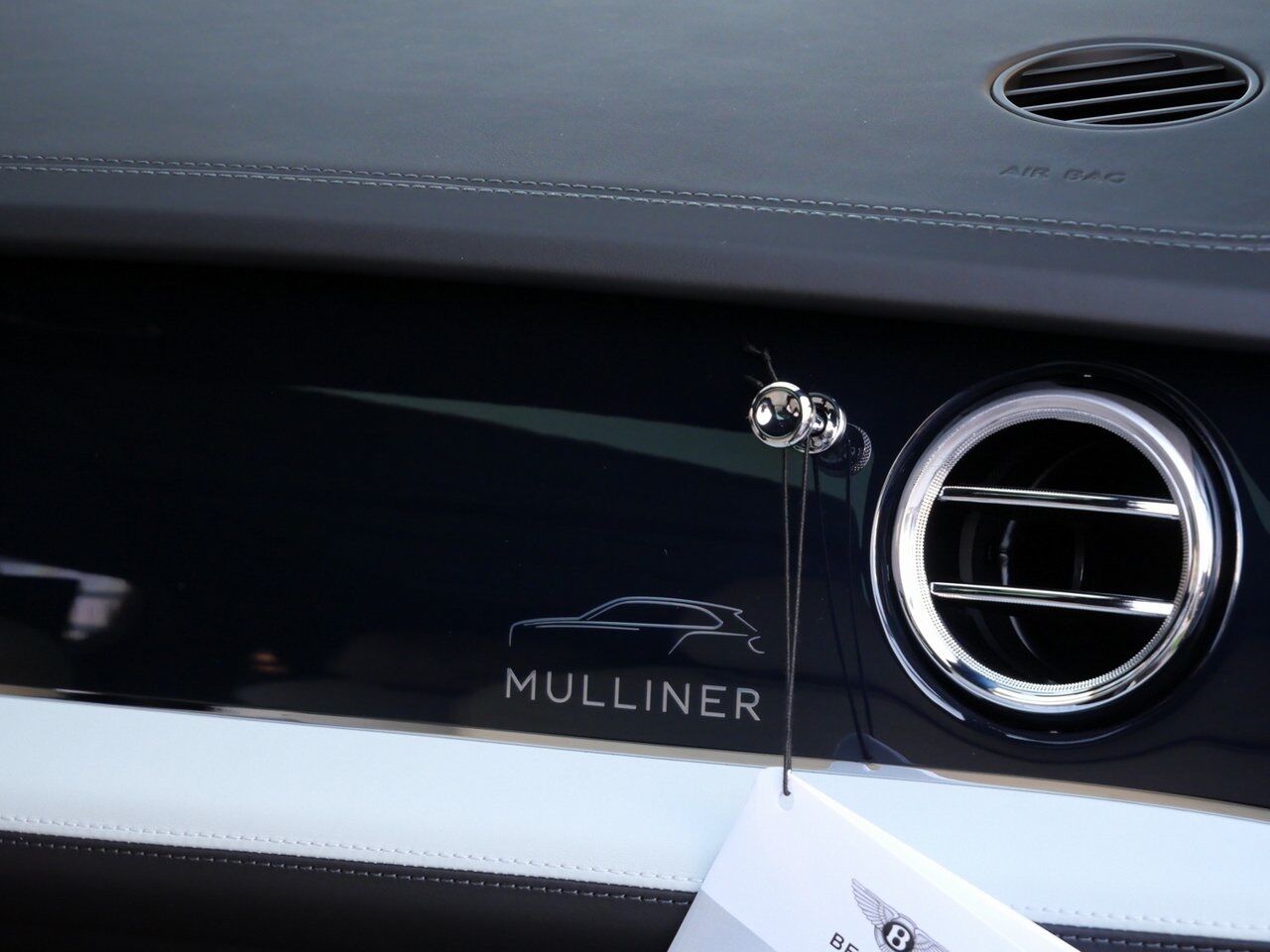 2025 Bentley Bentayga EWB Mulliner Lawrence KS