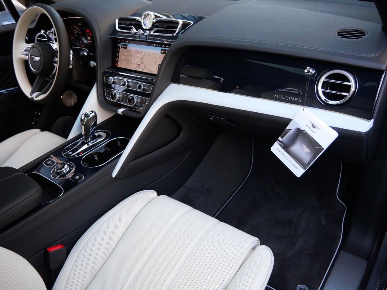 2025 Bentley Bentayga EWB Mulliner Lawrence KS