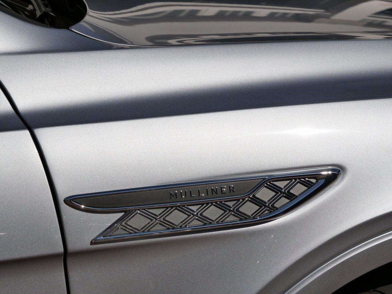 2025 Bentley Bentayga EWB Mulliner Lawrence KS