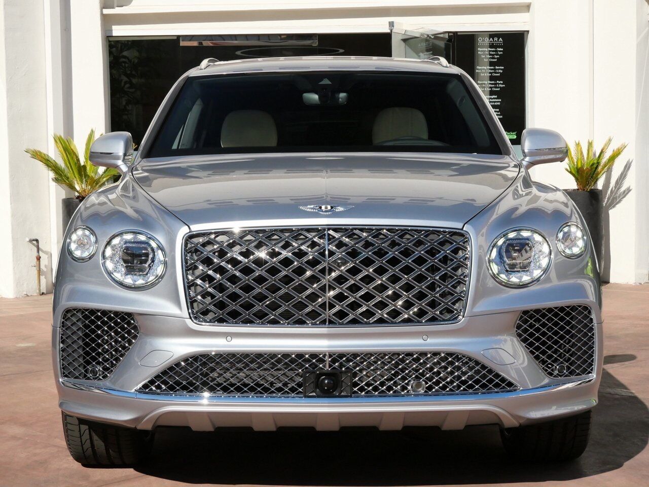 2025 Bentley Bentayga EWB Mulliner Lawrence KS