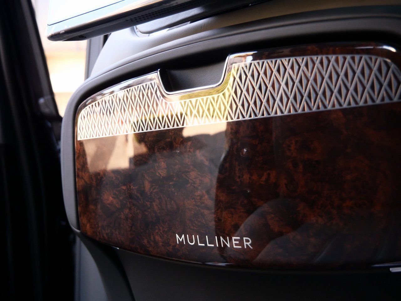 2025 Bentley Bentayga EWB Mulliner Mulliner Lawrence KS