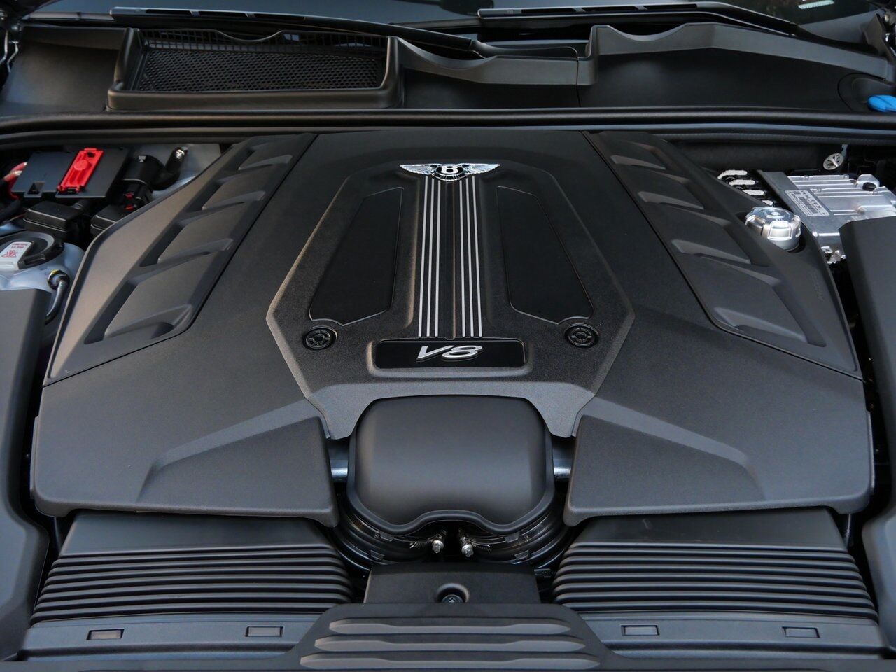 2025 Bentley Bentayga EWB Mulliner Lawrence KS