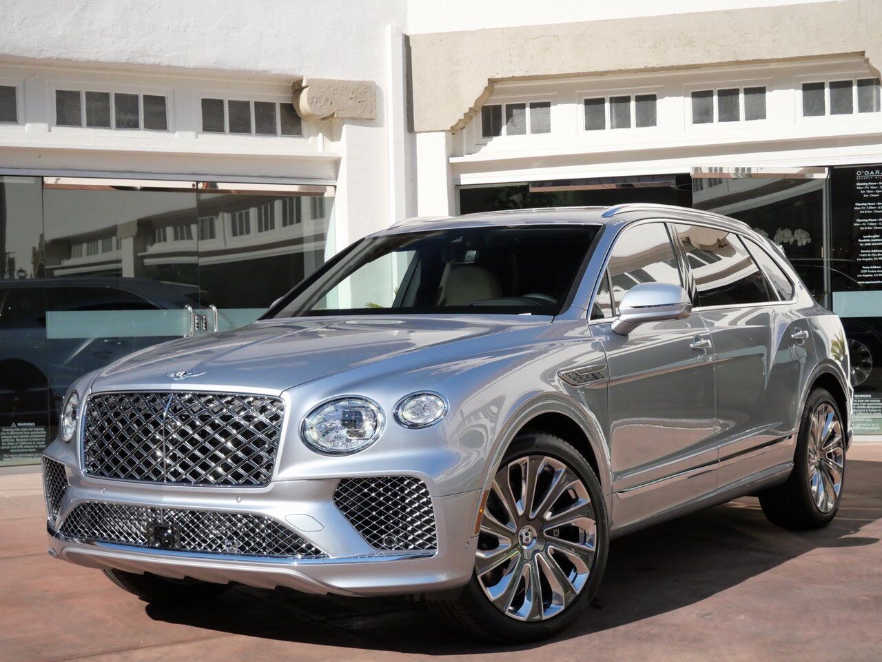 2025 Bentley Bentayga EWB Mulliner Lawrence KS