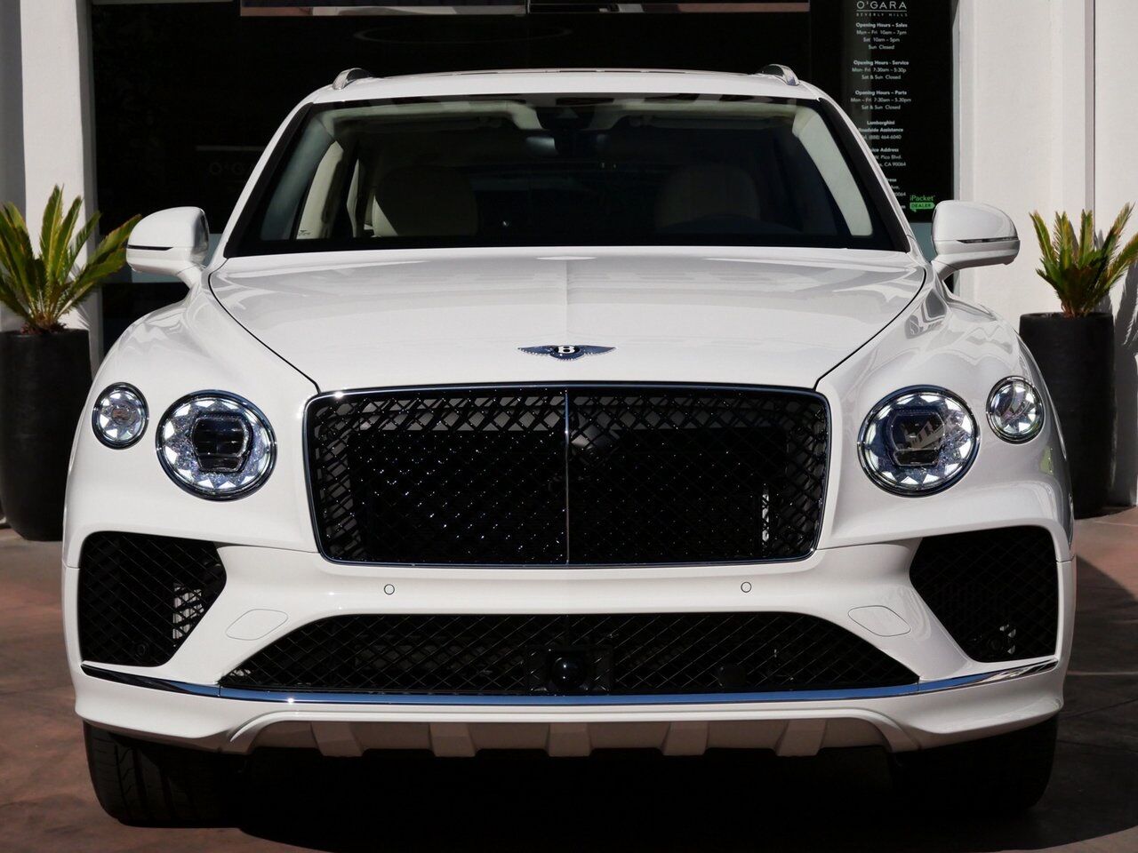 2025 Bentley Bentayga Hybrid Lawrence KS