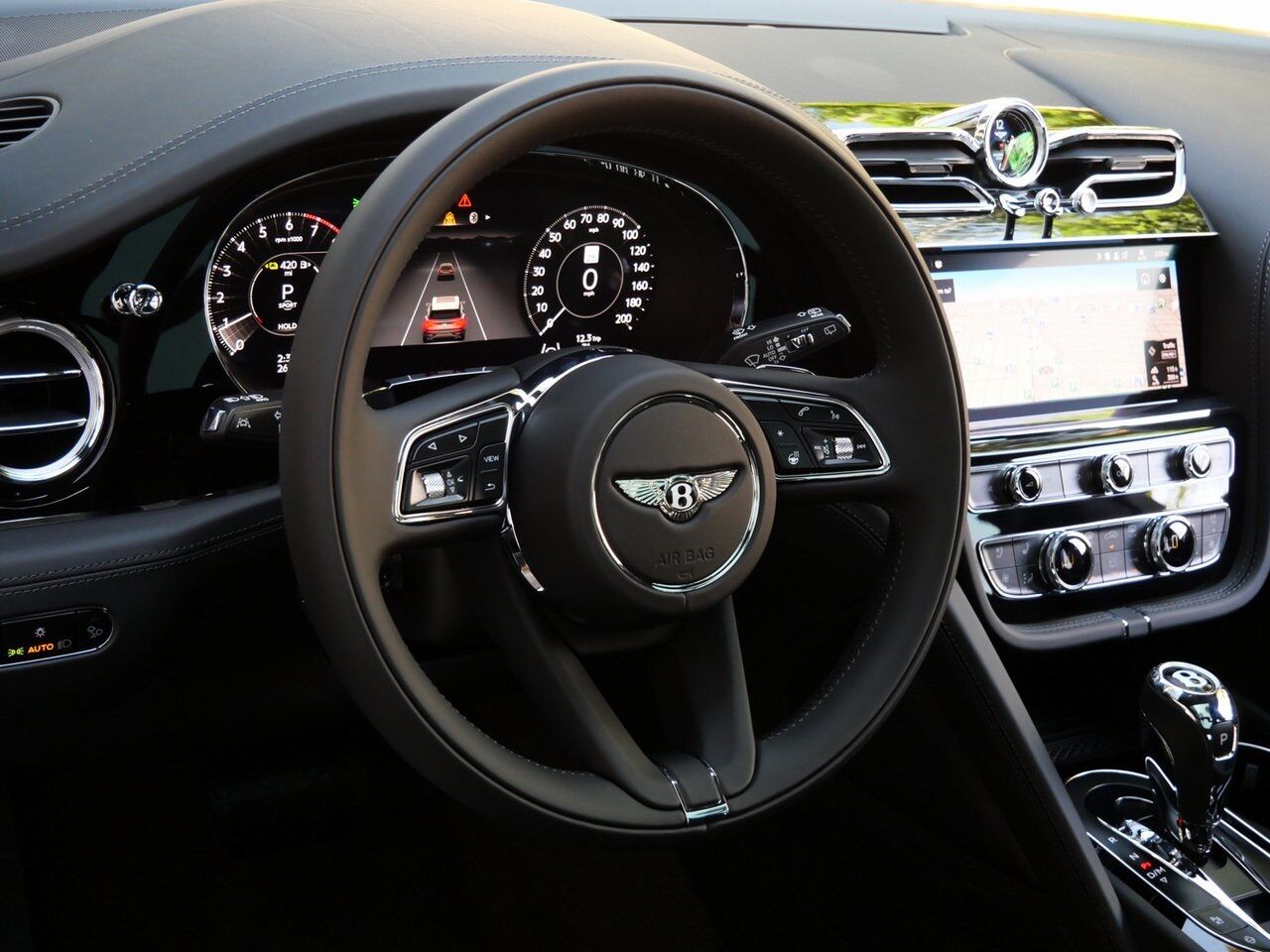 2025 Bentley Bentayga Hybrid Lawrence KS