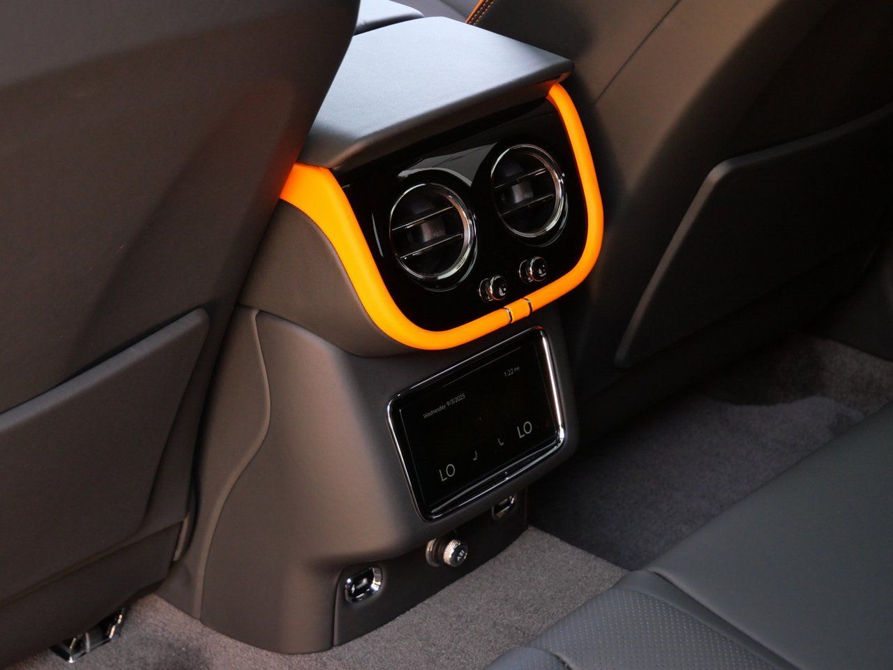 2025 Bentley Bentayga S Black Edition Lawrence KS