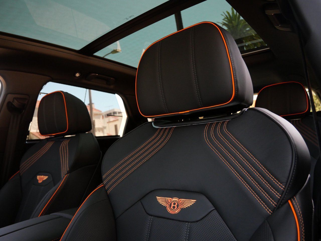 2025 Bentley Bentayga S Black Edition Lawrence KS