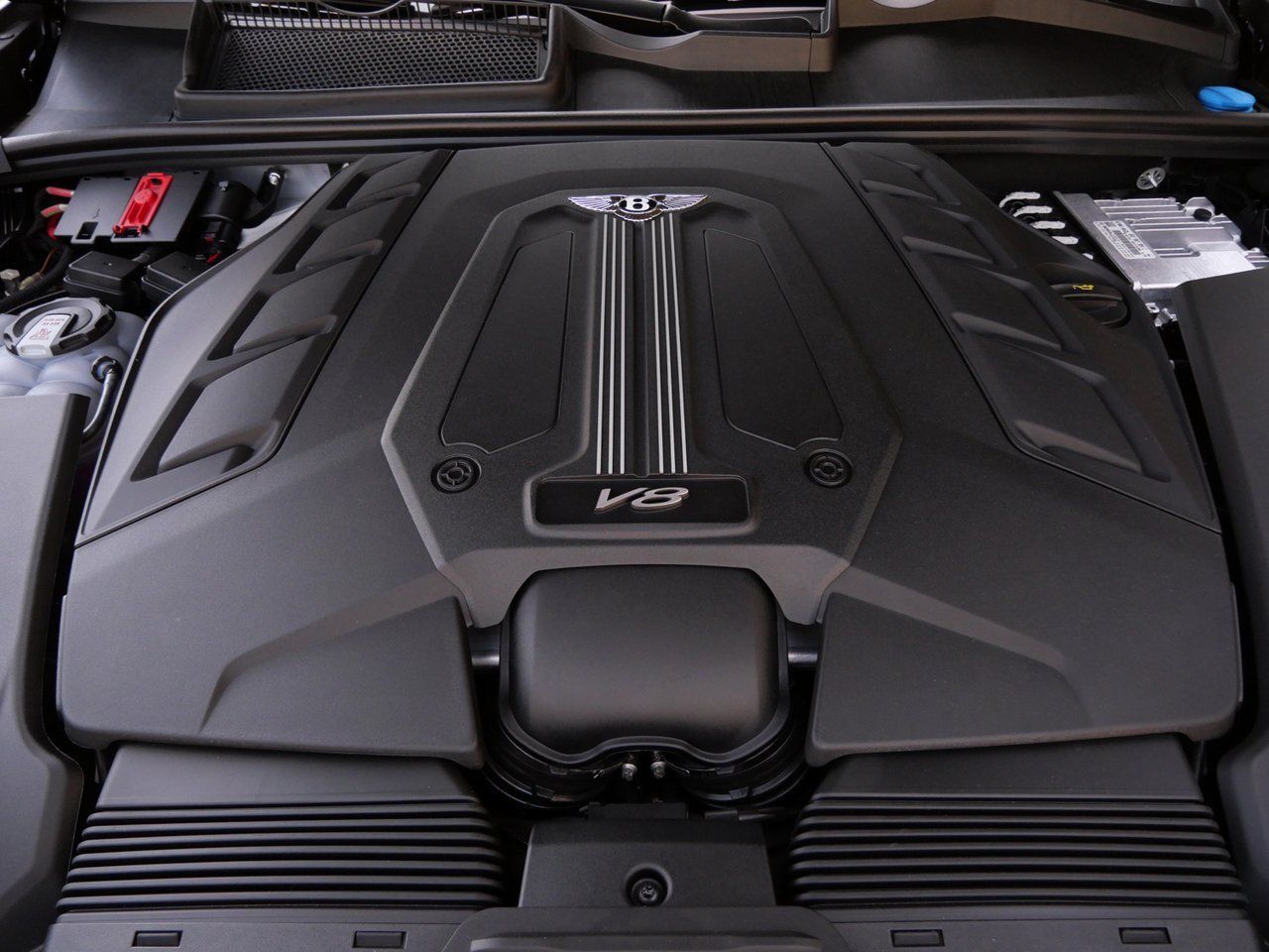 2025 Bentley Bentayga S Black Edition Lawrence KS