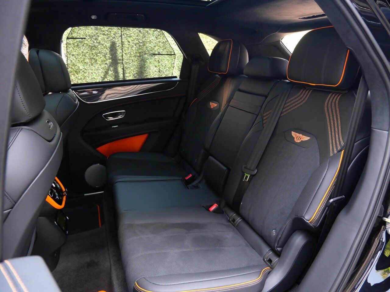 2025 Bentley Bentayga S Black Edition Lawrence KS