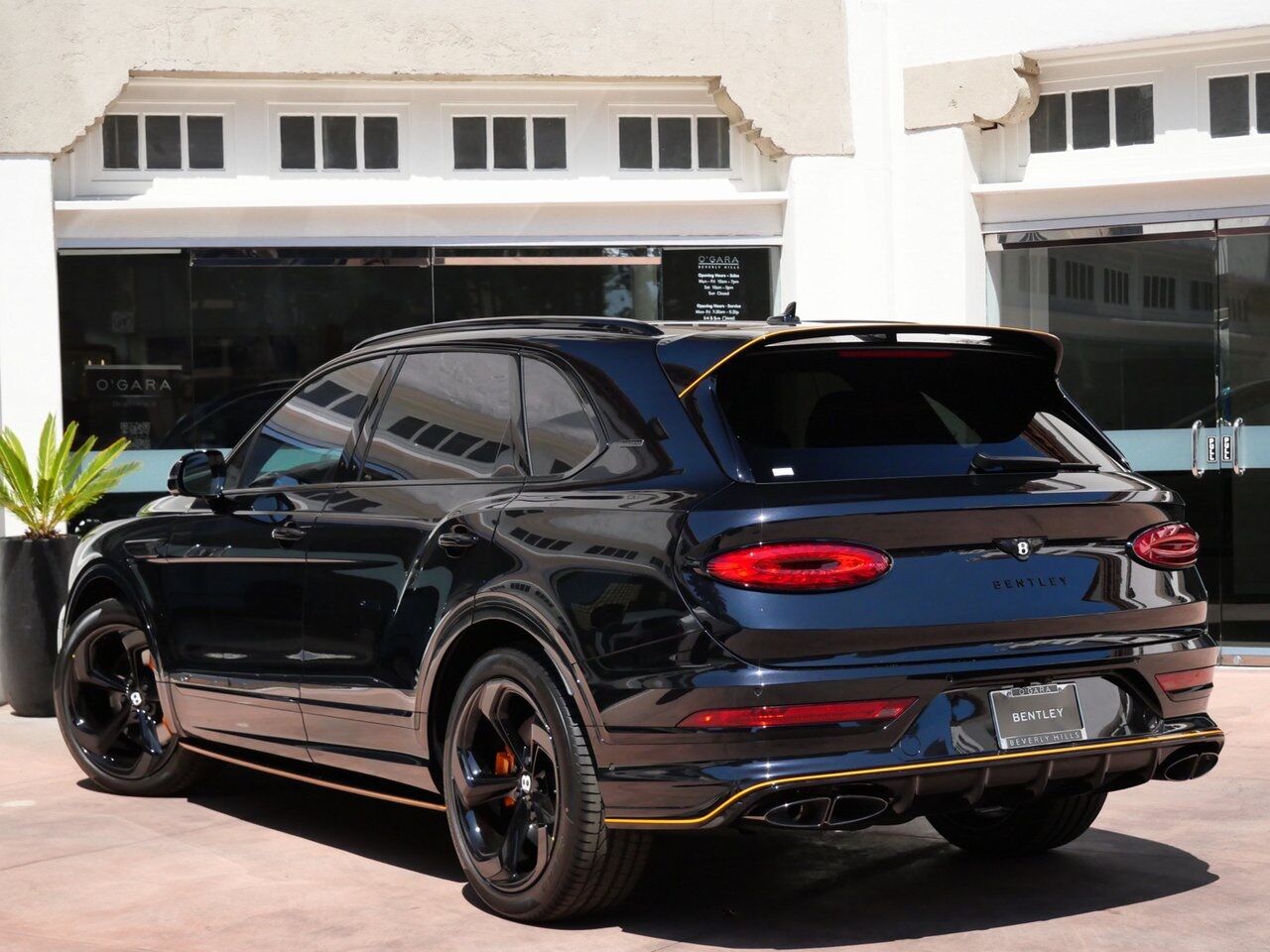 2025 Bentley Bentayga S Black Edition Lawrence KS