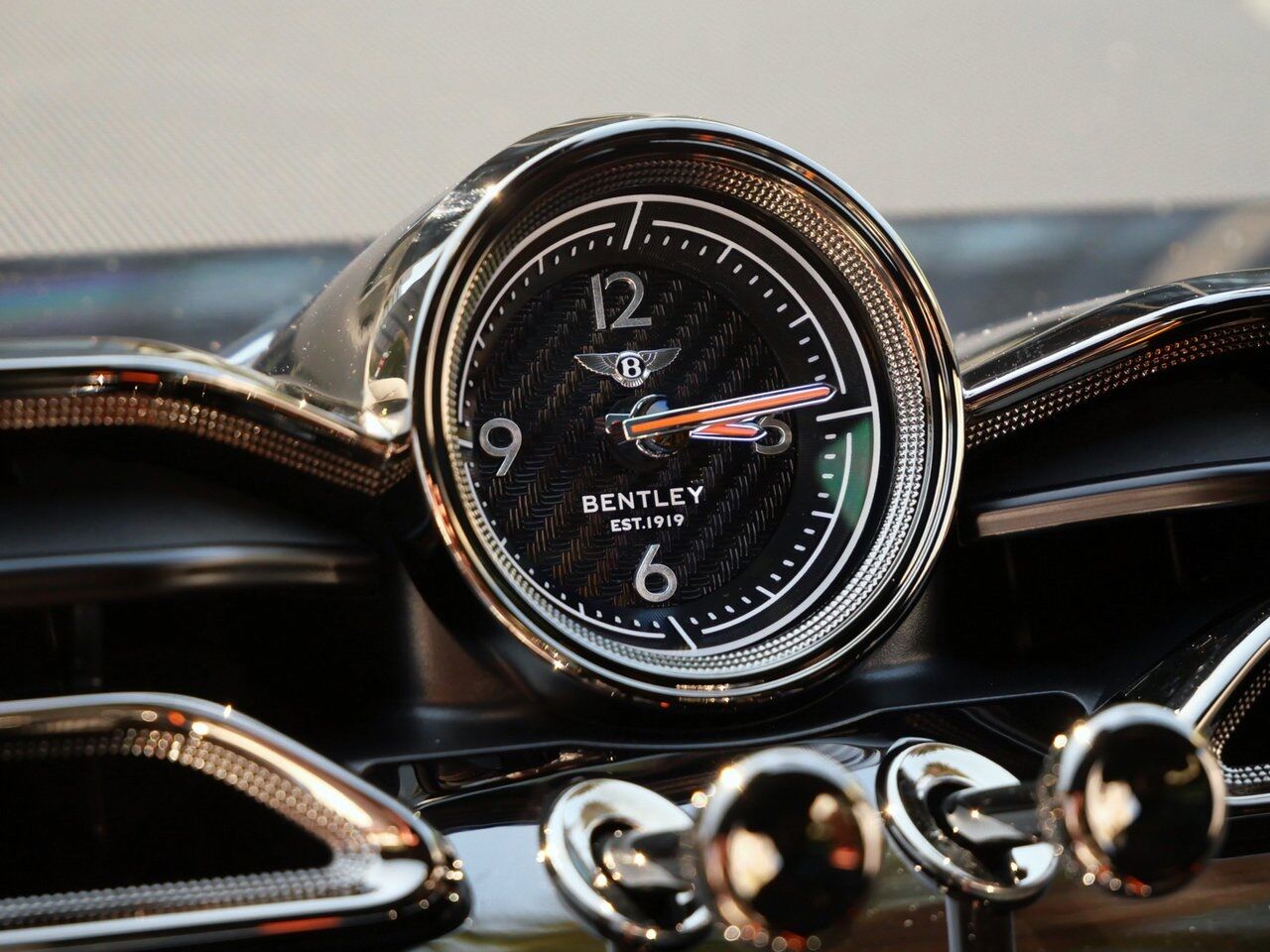 2025 Bentley Bentayga S Black Edition Lawrence KS