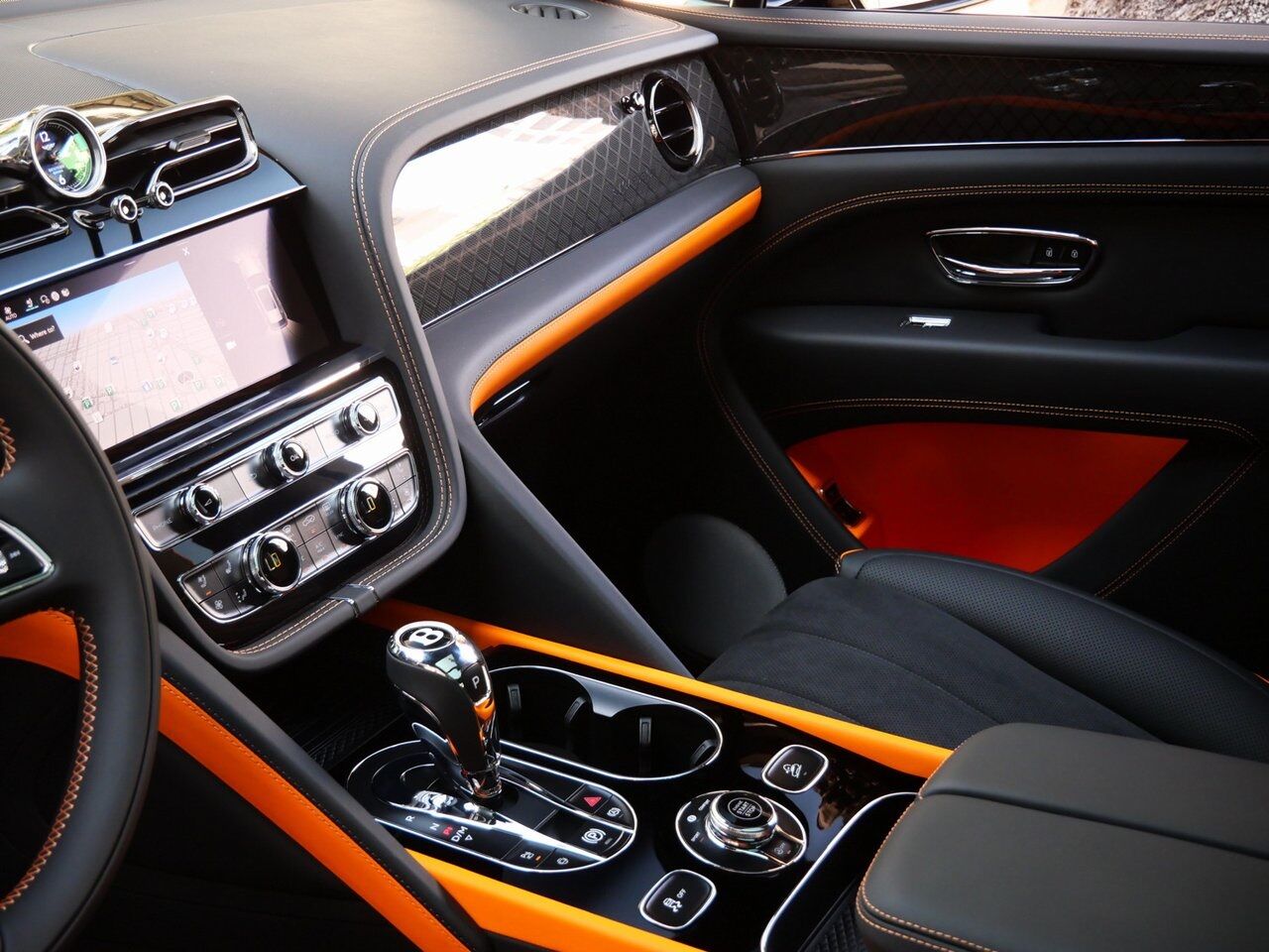 2025 Bentley Bentayga S Black Edition Lawrence KS