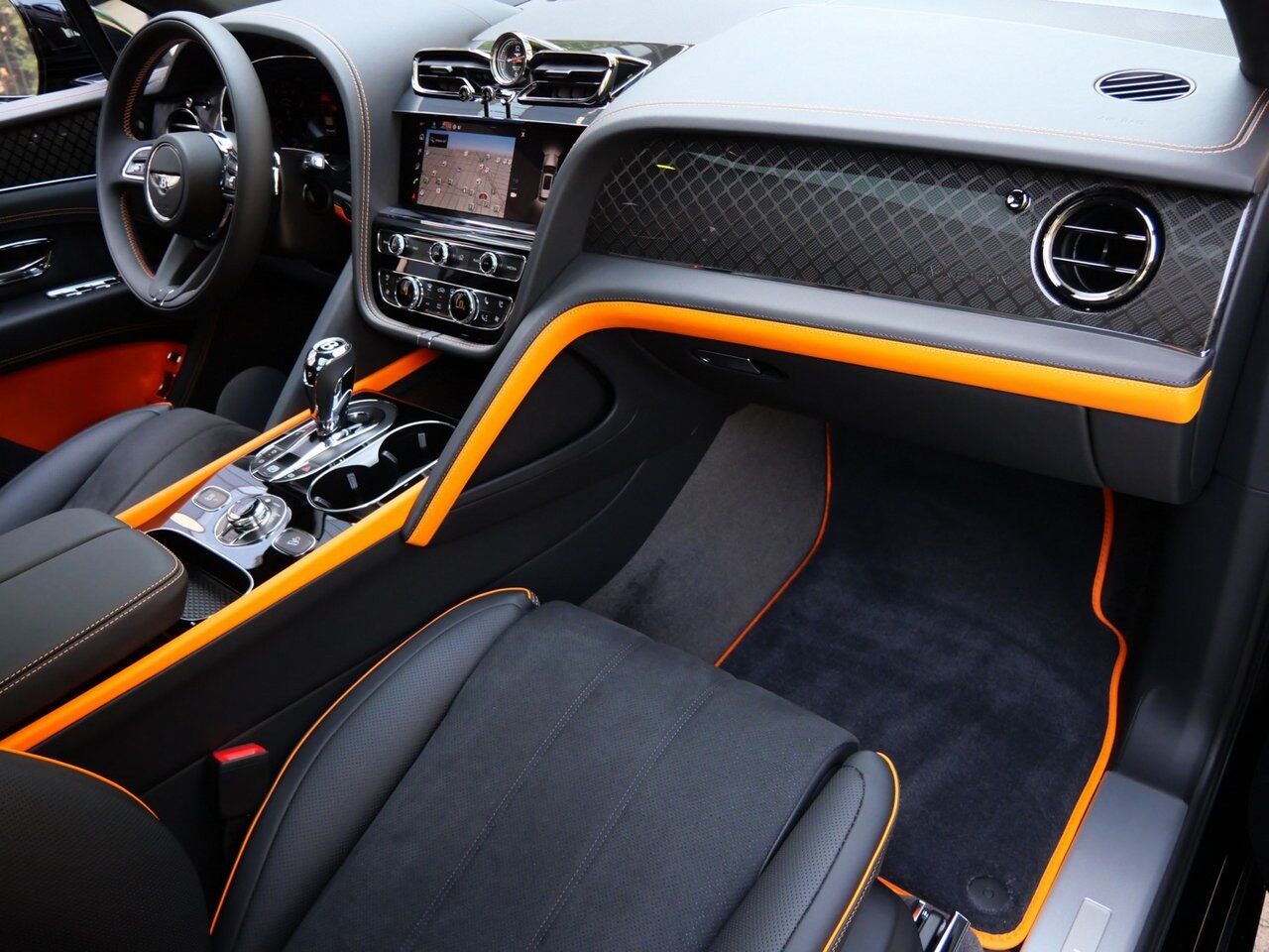 2025 Bentley Bentayga S Black Edition Lawrence KS