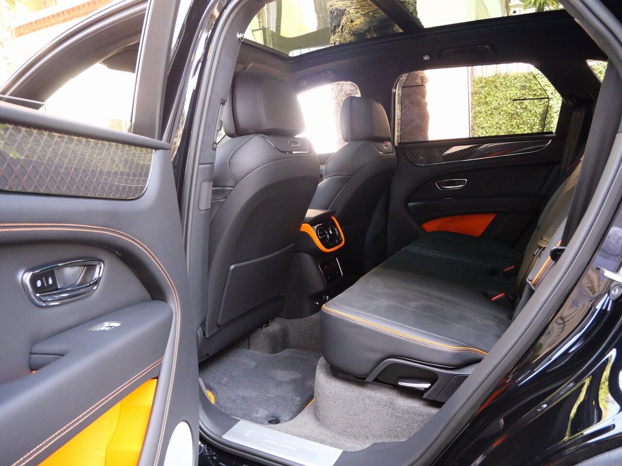 2025 Bentley Bentayga S Black Edition Lawrence KS