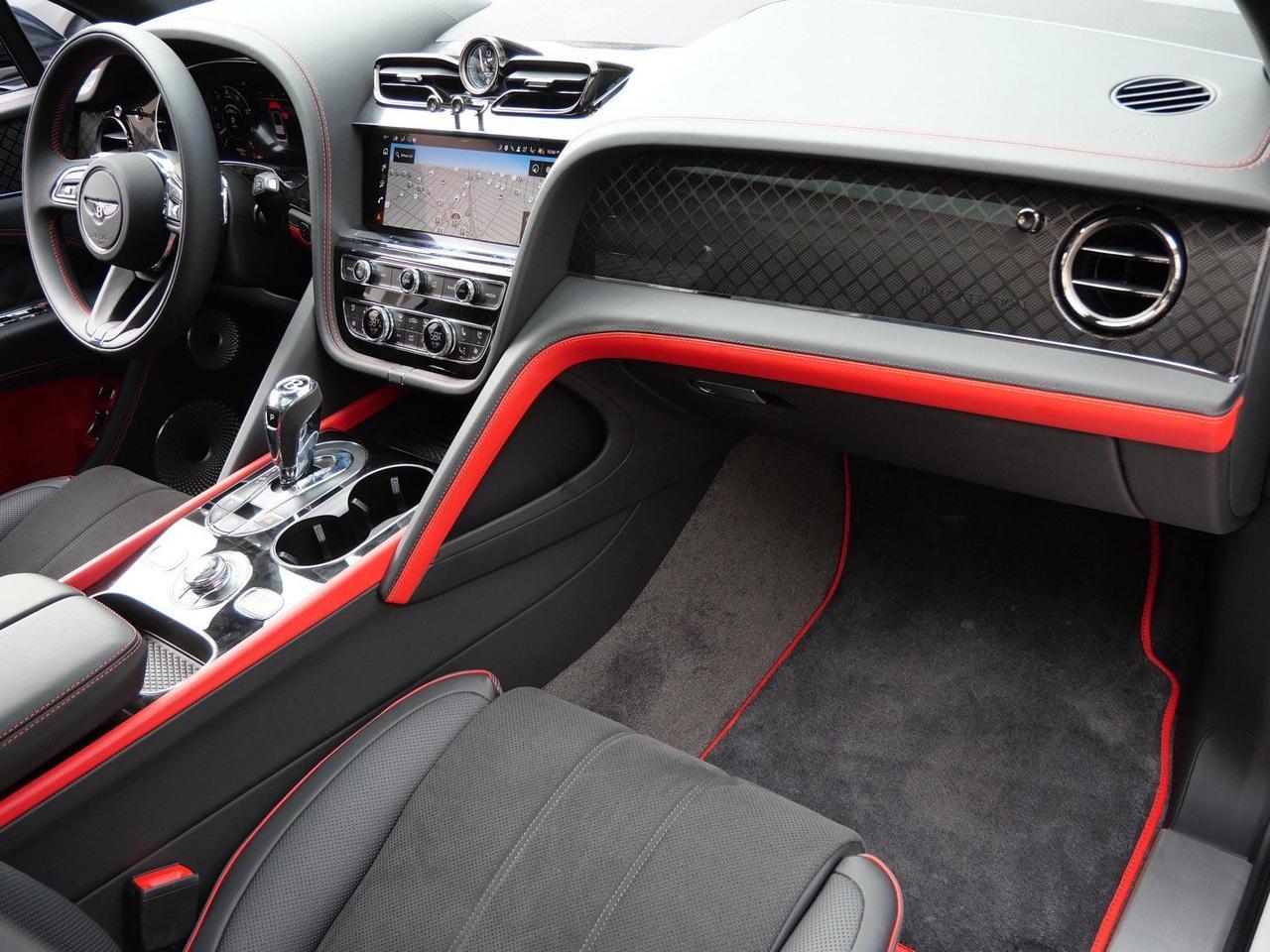 2025 Bentley Bentayga S Black Edition Lawrence KS