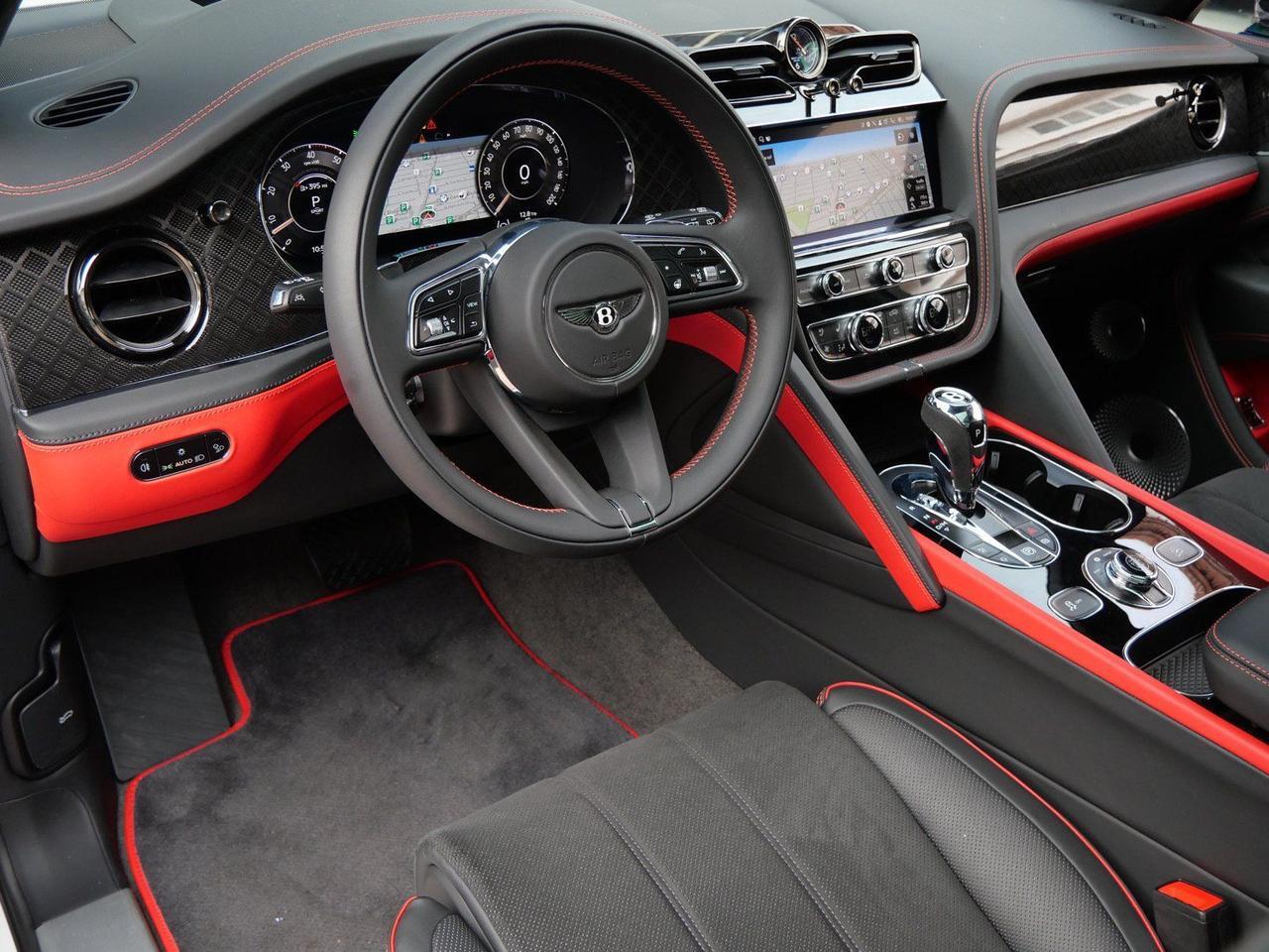 2025 Bentley Bentayga S Black Edition Lawrence KS