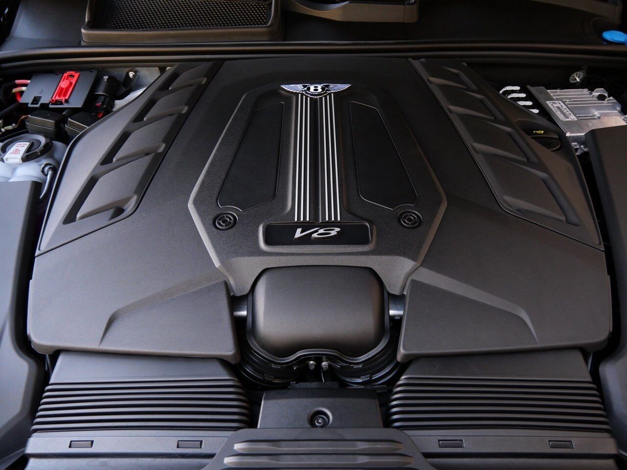 2025 Bentley Bentayga S Black Edition Lawrence KS