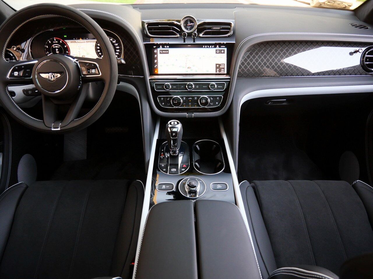 2025 Bentley Bentayga S Black Edition Lawrence KS