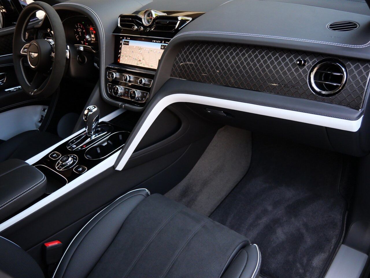 2025 Bentley Bentayga S Black Edition Lawrence KS